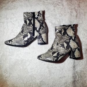 Time and Tru snake print ankle boots size 6